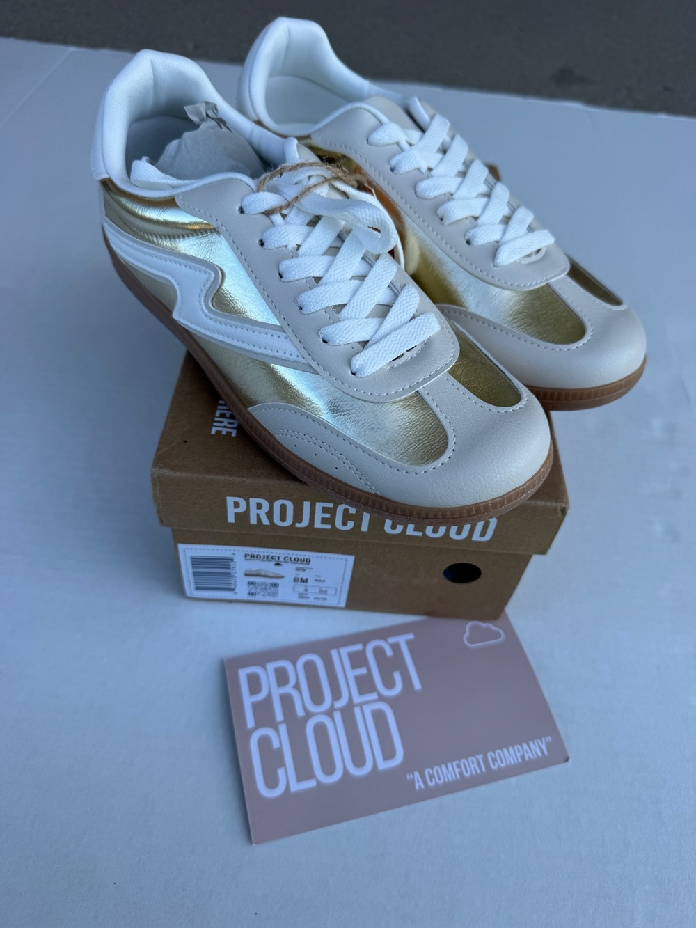 Project Cloud Women’s size 8, NIB
